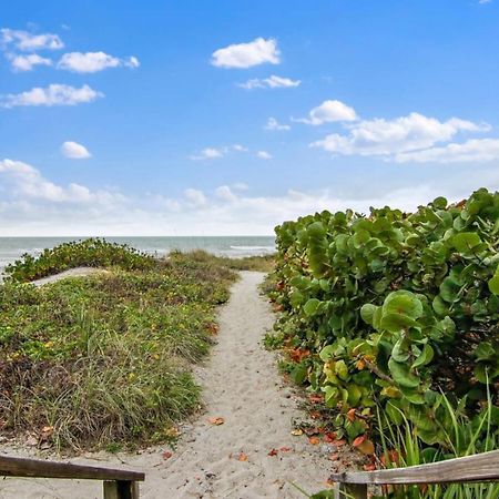 Sea Side 202 Beachfront Serenity 3Bd 2Ba Sleeps 8 クリアウォーター・ビーチ エクステリア 写真