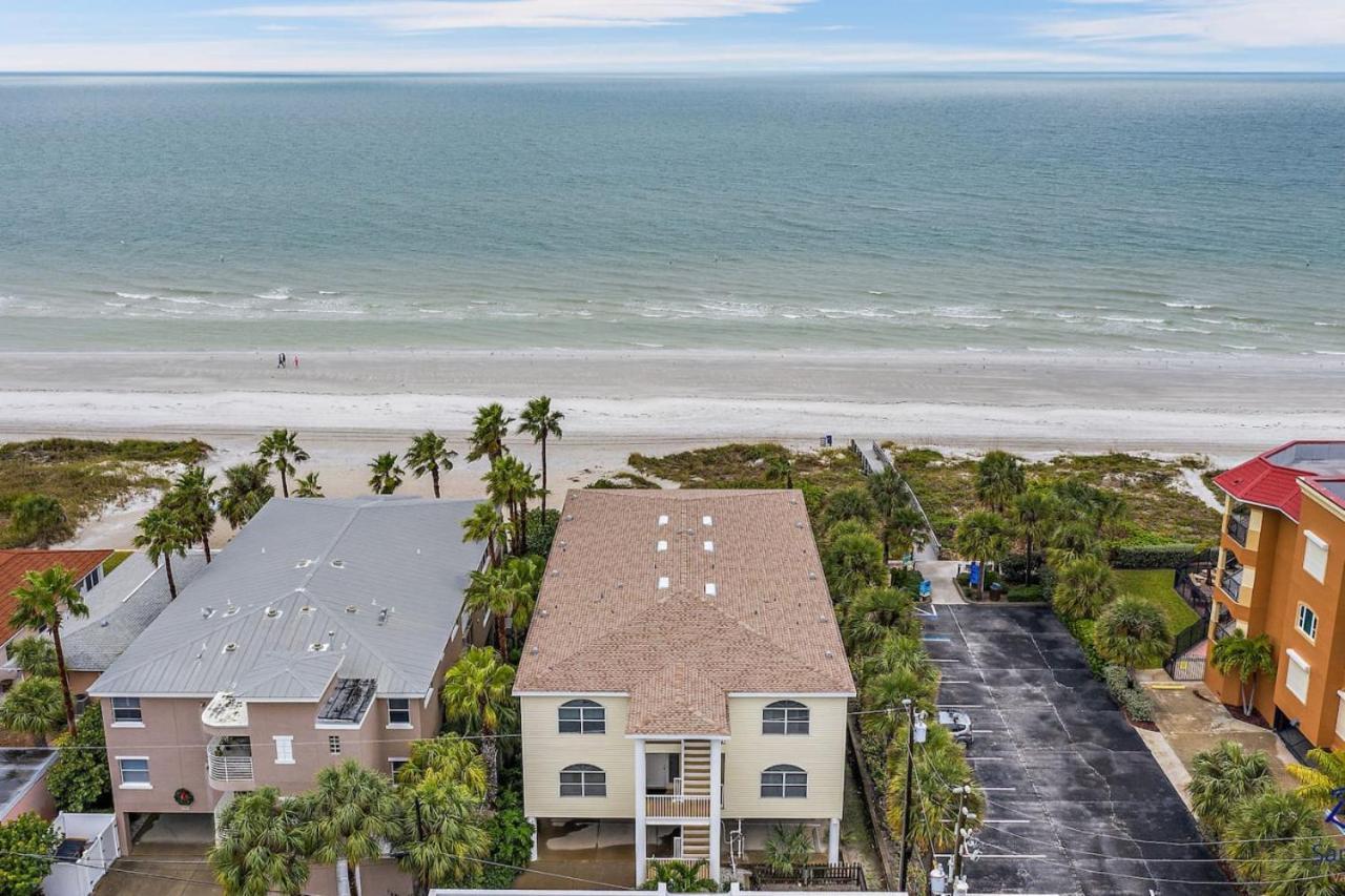 Sea Side 202 Beachfront Serenity 3Bd 2Ba Sleeps 8 クリアウォーター・ビーチ エクステリア 写真