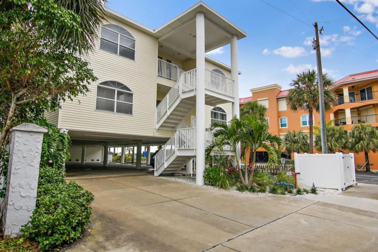Sea Side 202 Beachfront Serenity 3Bd 2Ba Sleeps 8 クリアウォーター・ビーチ エクステリア 写真