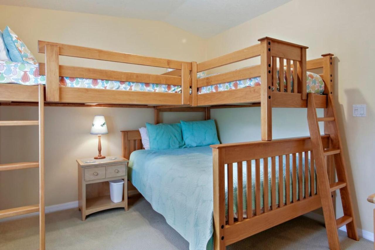Sea Side 202 Beachfront Serenity 3Bd 2Ba Sleeps 8 クリアウォーター・ビーチ エクステリア 写真