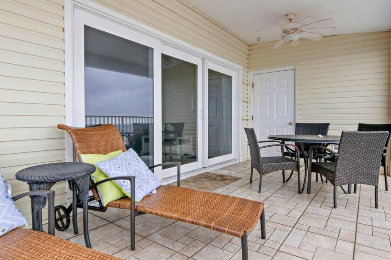 Sea Side 202 Beachfront Serenity 3Bd 2Ba Sleeps 8 クリアウォーター・ビーチ エクステリア 写真