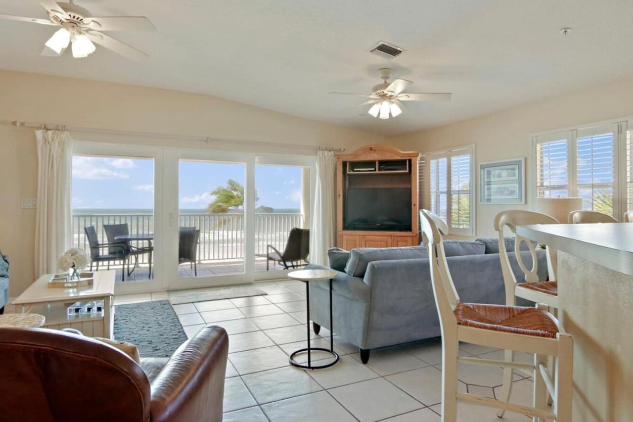 Sea Side 202 Beachfront Serenity 3Bd 2Ba Sleeps 8 クリアウォーター・ビーチ エクステリア 写真