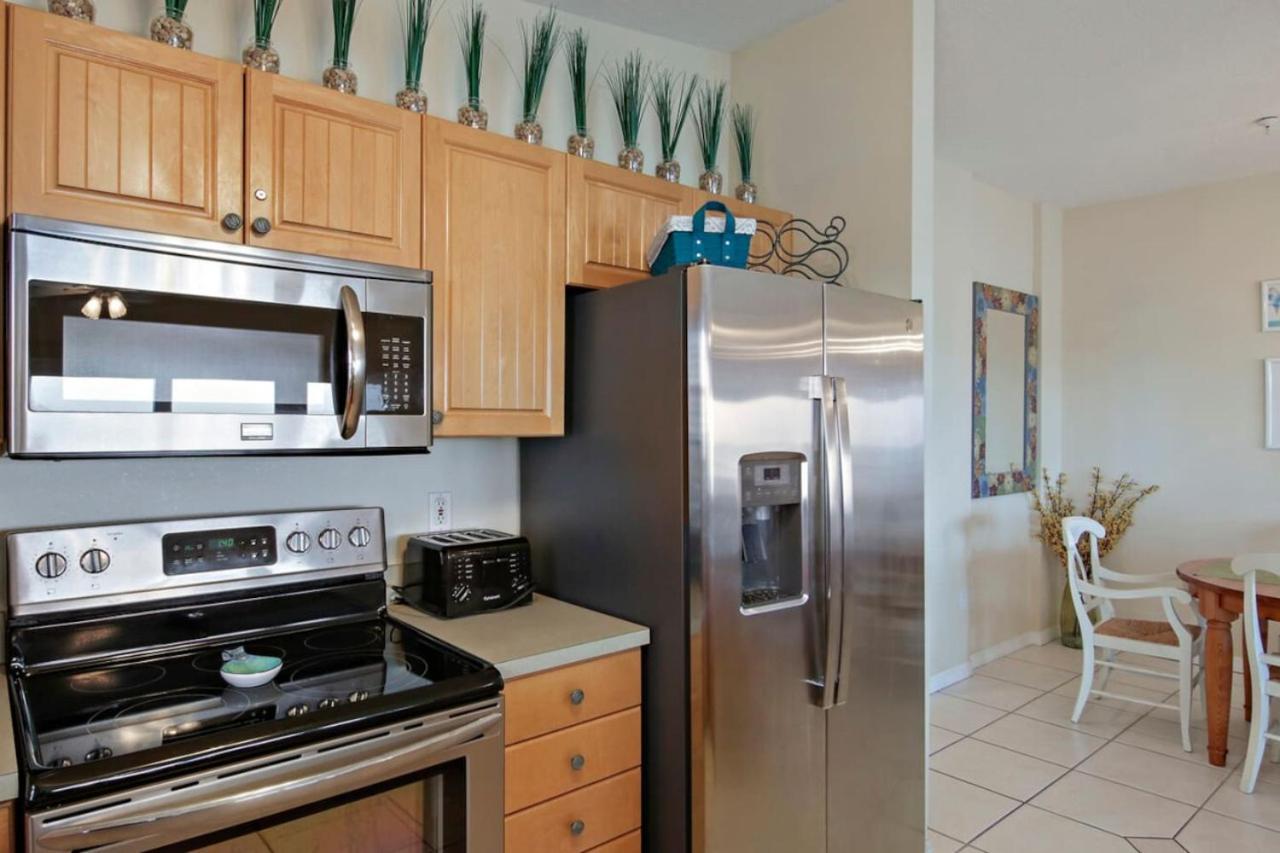 Sea Side 202 Beachfront Serenity 3Bd 2Ba Sleeps 8 クリアウォーター・ビーチ エクステリア 写真